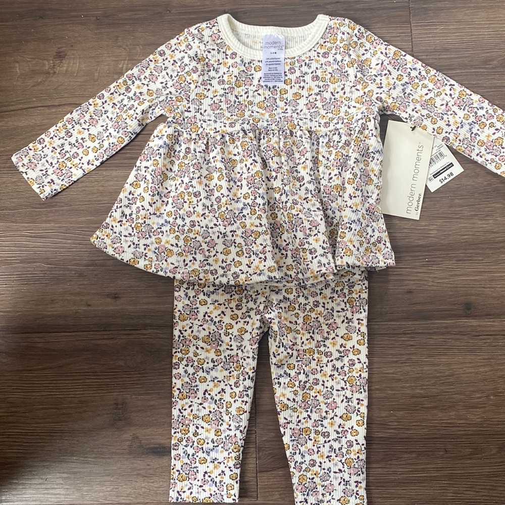 Modern moments 3 to 6 months brand new with tags by Gerber